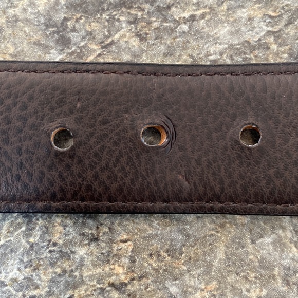 Tommy Hilfiger Easy Reversible Belt with Gift Box, Black / Brown 48” - Picture 16 of 16